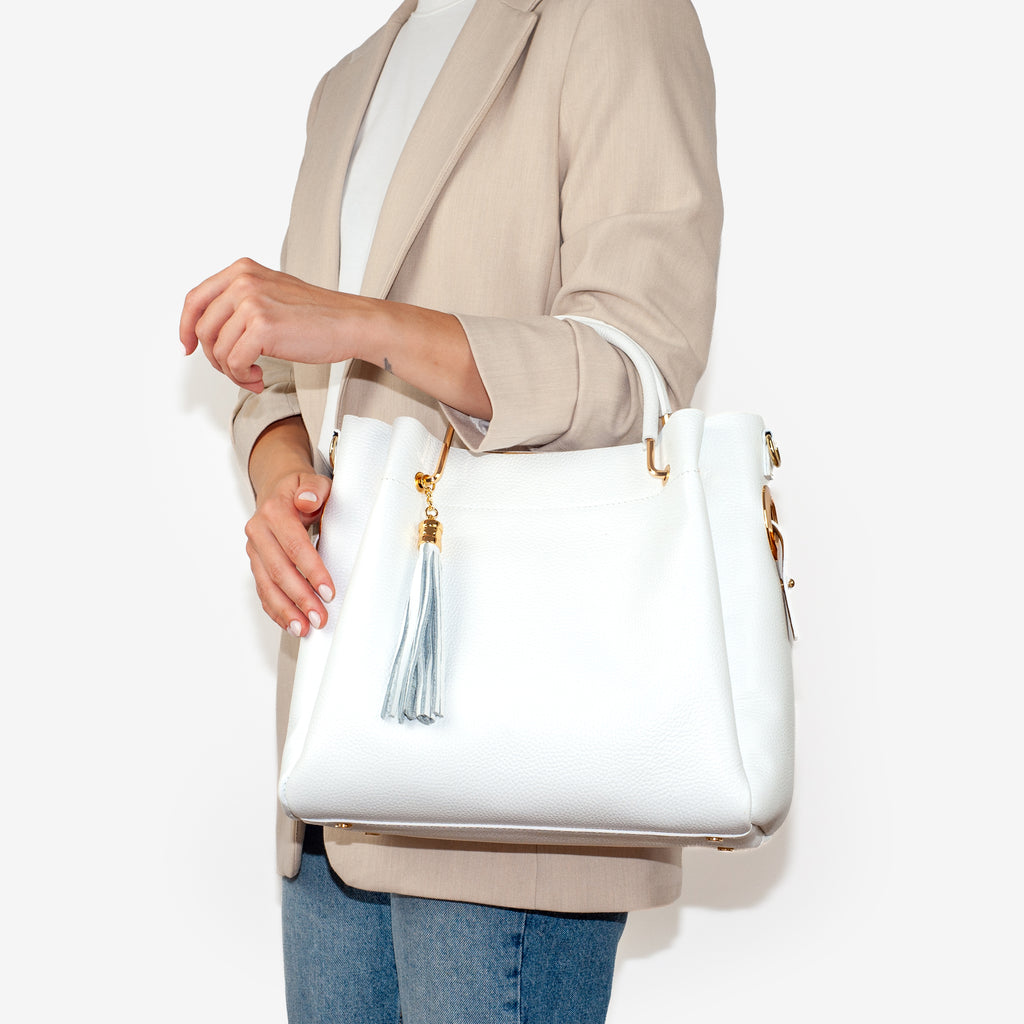 Nessa • Pure White