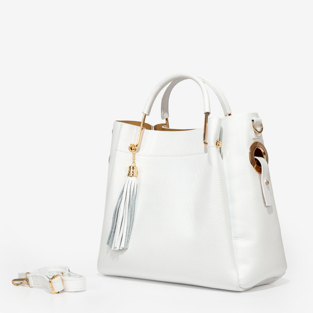 Nessa • Pure White