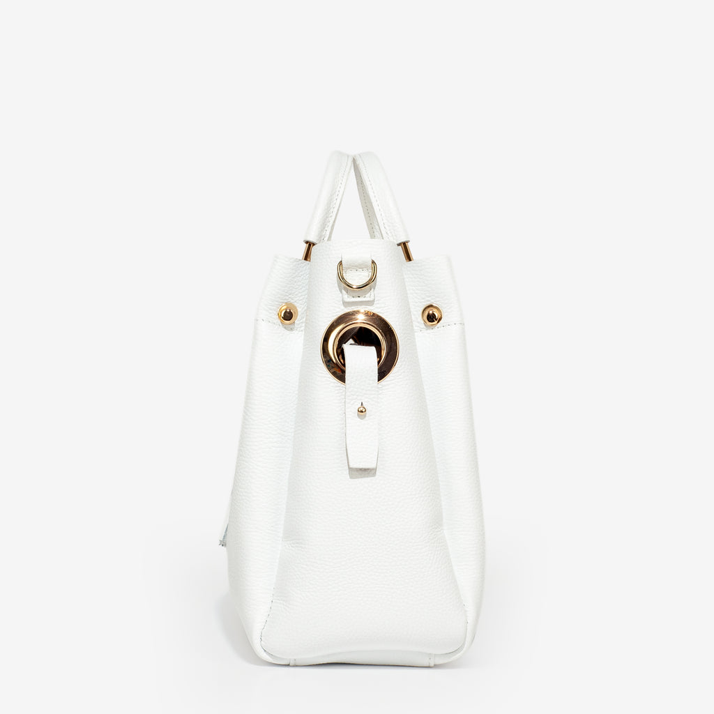 Nessa • Pure White