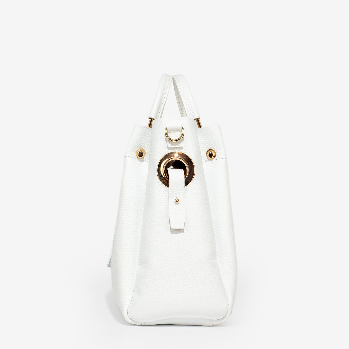 Nessa • Pure White