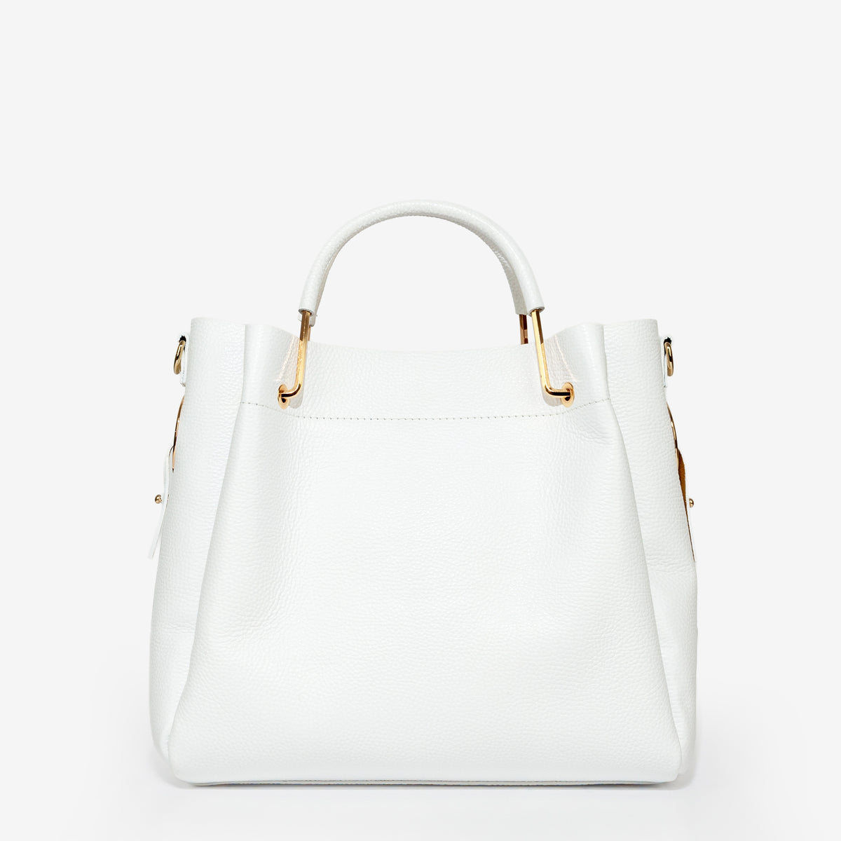 Nessa • Pure White