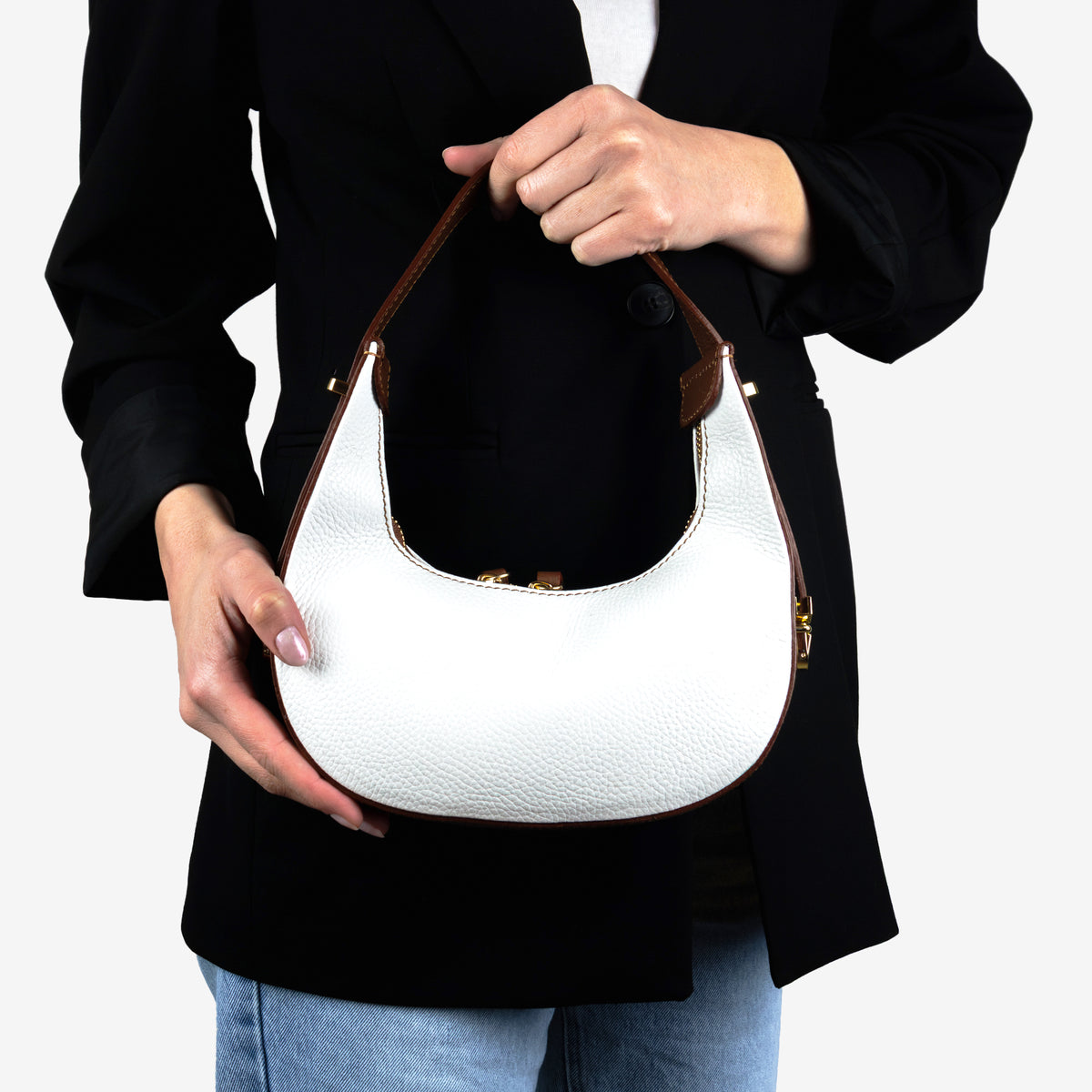 Loop • White|Brown